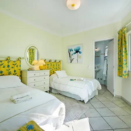 Julieta By Algarve Holidays * Gale (Albufeira)