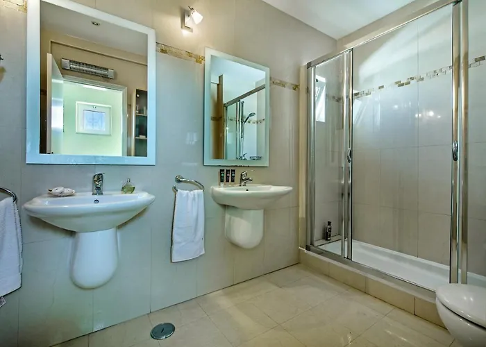 Villa Julieta By Algarve Holidays Gale (Albufeira)